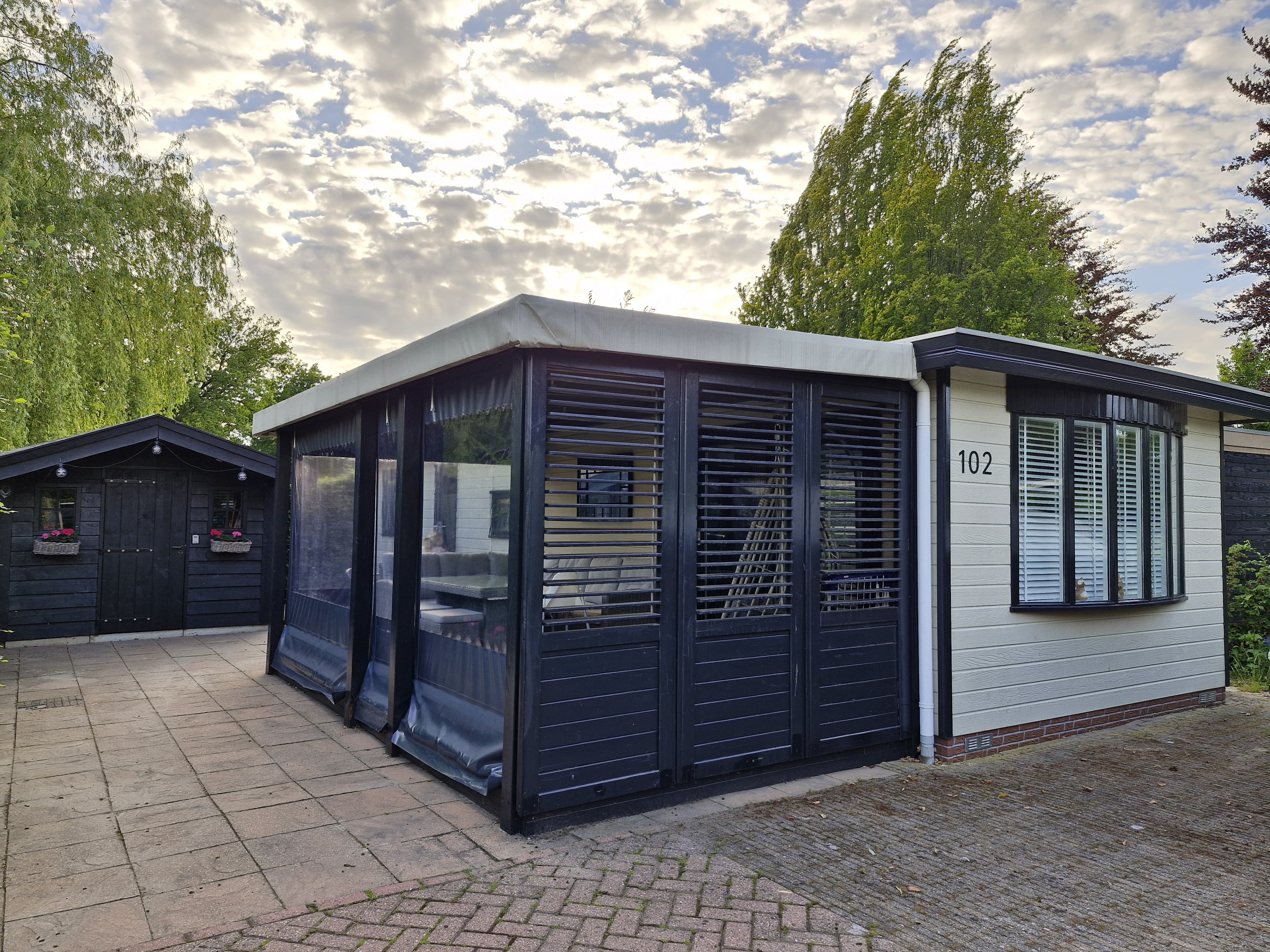 Mooie gerenoveerde chalet te huur in Nunspeet