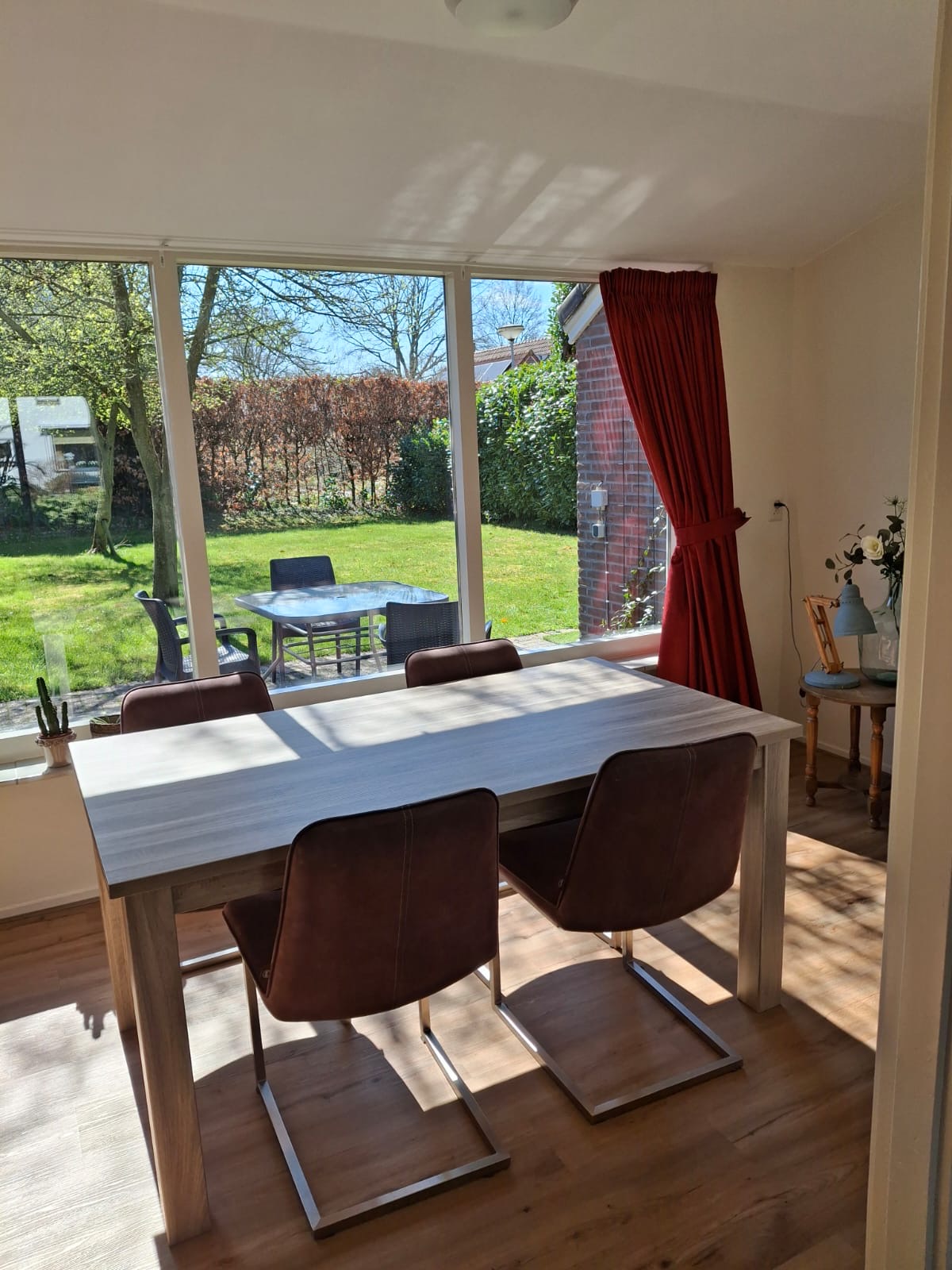 Gezellig vrijstaand huis met tuin op zuiden
